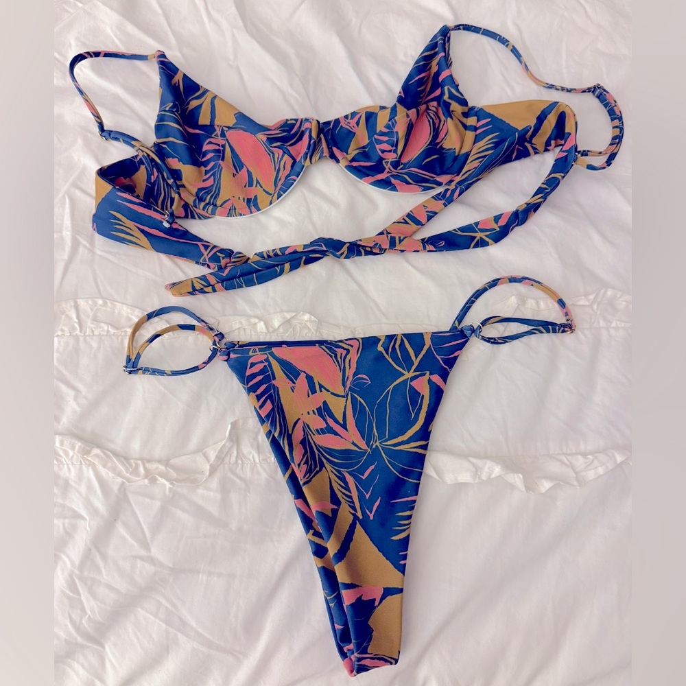 Skatie Anguilla Medium Kate Top/Harli bottom bikini